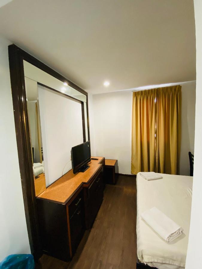 Ta Hotel Куала-Лумпур Экстерьер фото